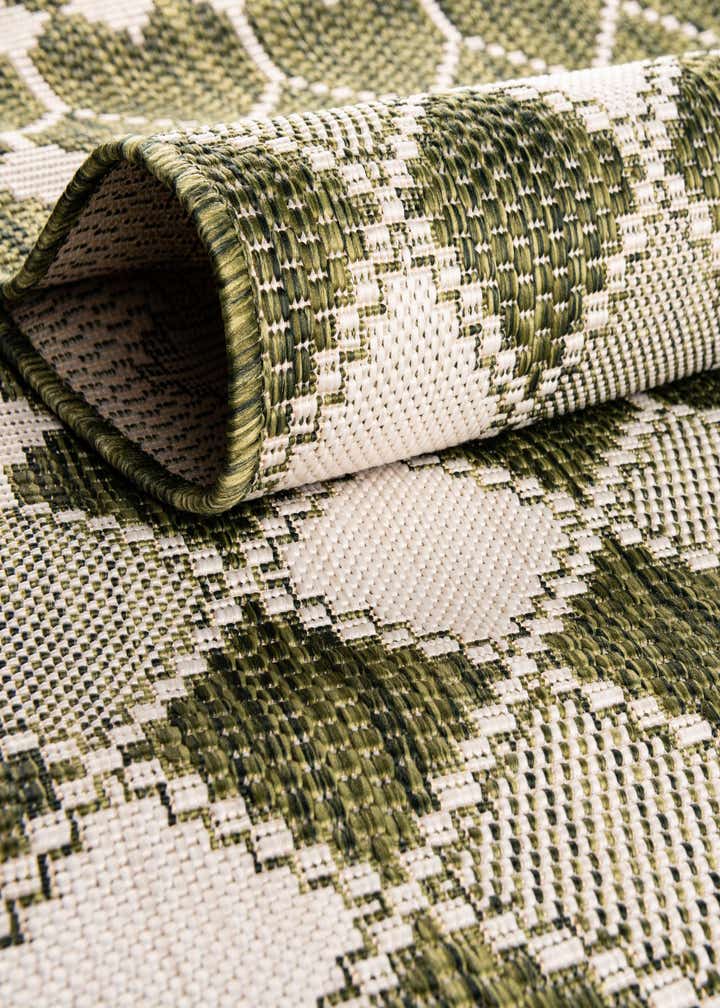 10' x 10' Easy-Clean Trellis Indoor / Outdoor Square Rug