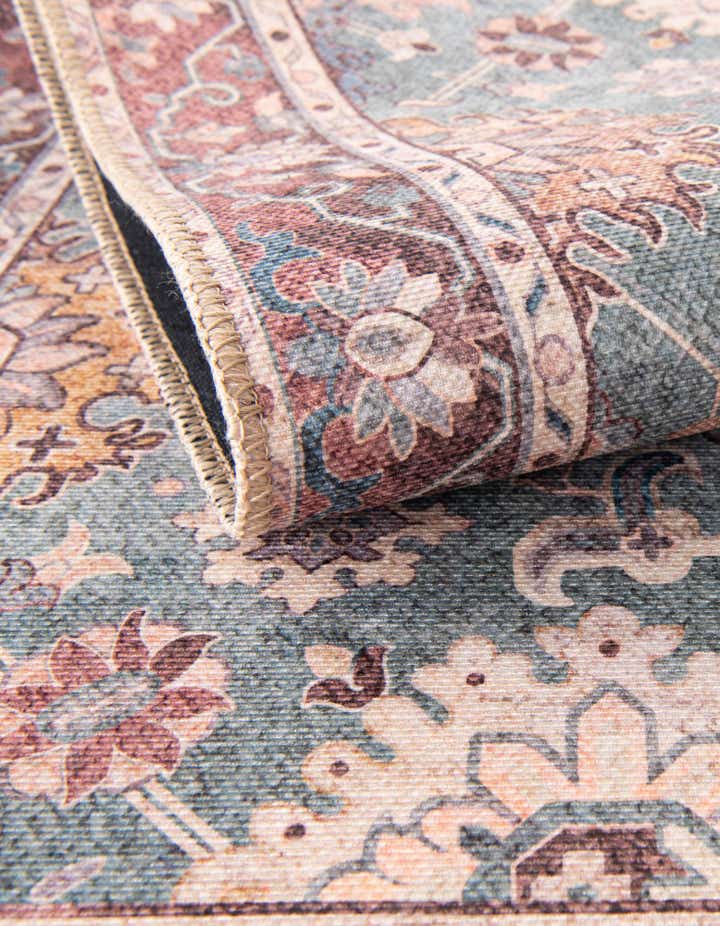 7' 10 x 7' 10 Washable Timeless Square Rug