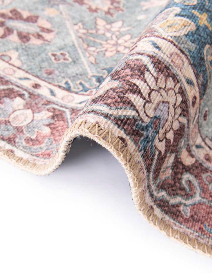 7' 10 x 7' 10 Washable Timeless Square Rug