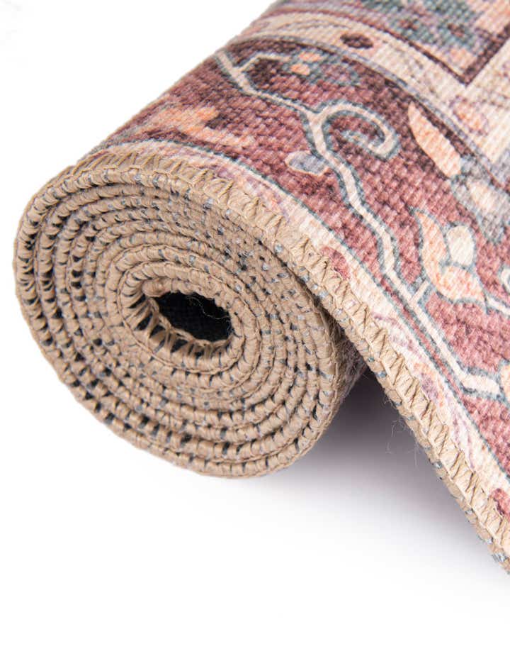 7' 10 x 7' 10 Washable Timeless Square Rug