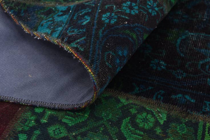 Detail image of 6' 8 x 6' 9 Hand Knotted Ultra Vintage Persian Wool Square Rug