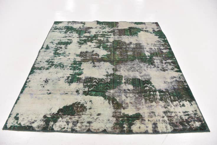 Detail image of 6' x 6' 6 Hand Knotted Ultra Vintage Persian Wool Square Rug