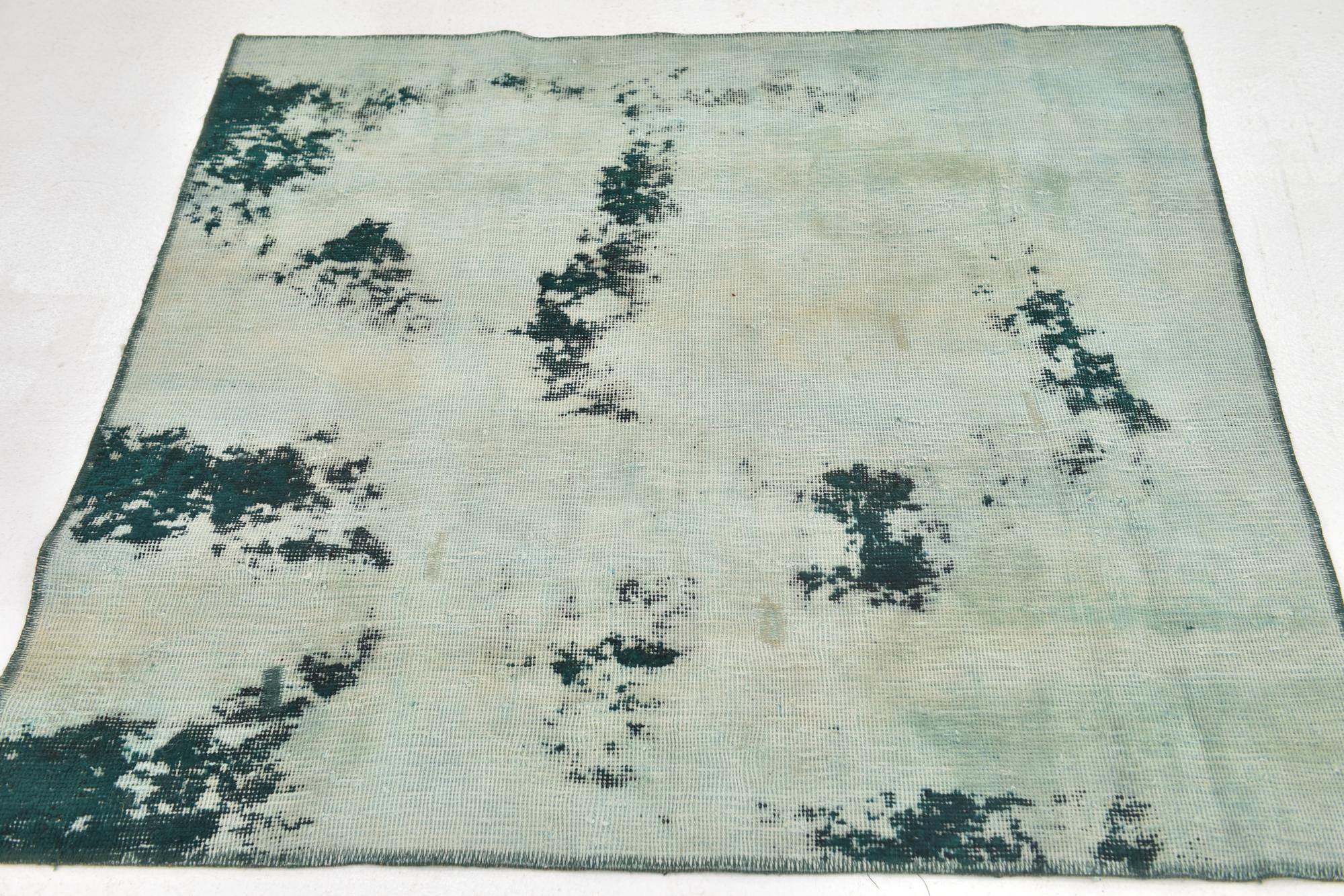 4' x 4' 3 Hand Knotted Ultra Vintage Persian Wool Square Rug