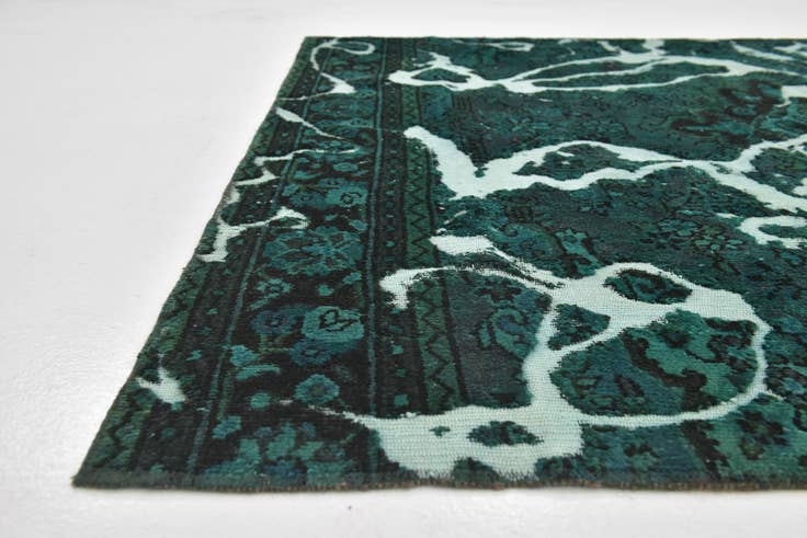 Detail image of 5' 5 x 6' 3 Hand Knotted Ultra Vintage Persian Wool Square Rug
