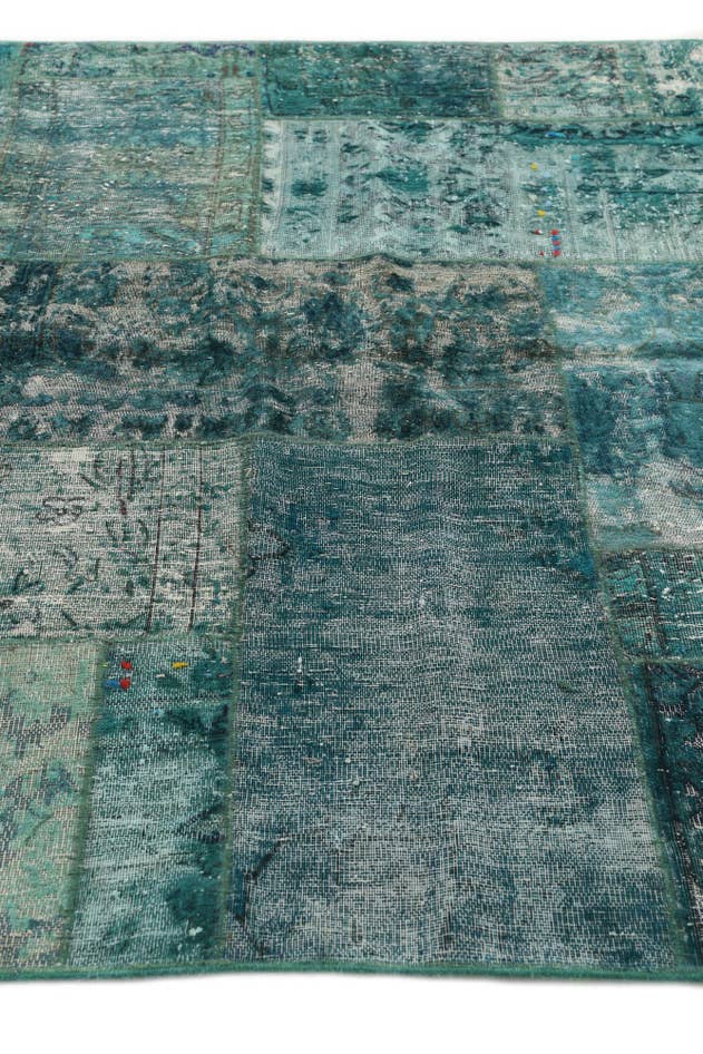 Detail image of 5' 2 x 6' 1 Hand Knotted Ultra Vintage Persian Wool Square Rug