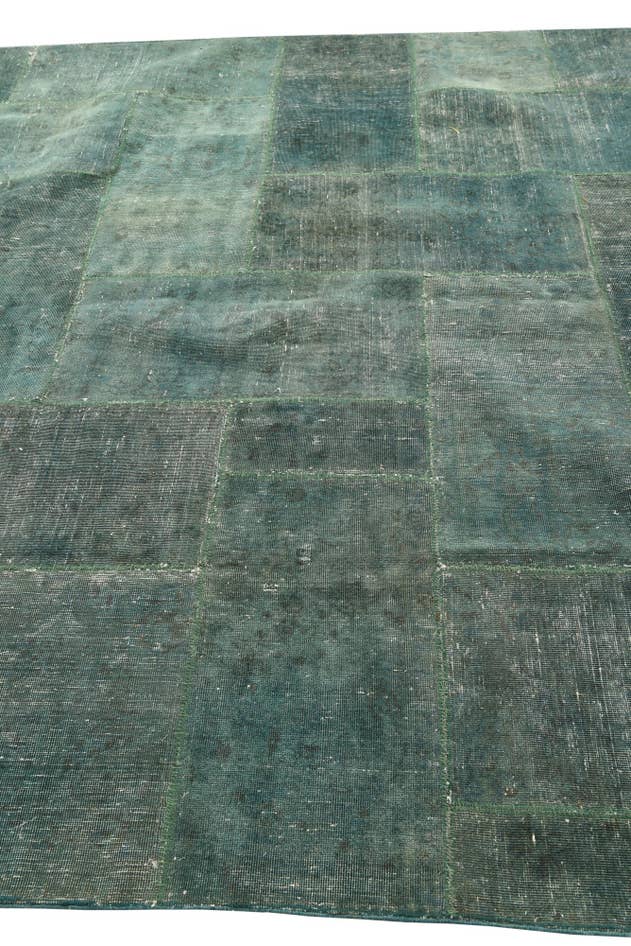 Detail image of 7' 3 x 8' 3 Hand Knotted Ultra Vintage Persian Wool Square Rug