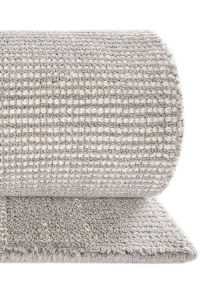 Detail image of 3' 3 x 36' 1 Hand Woven Jill Zarin English Manor Wool Rug