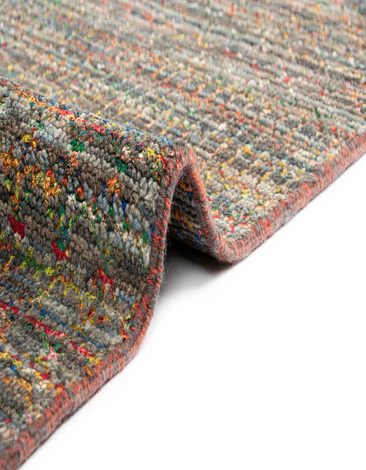 Detail image of 8' 11 x 12' 2 Agra Wool Rug