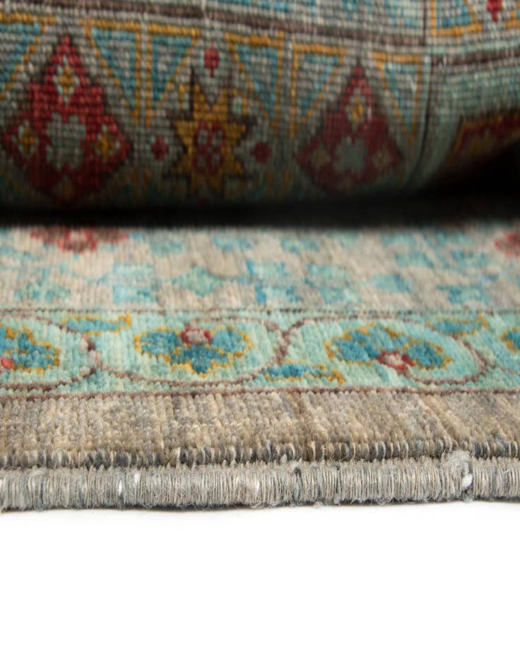 Detail image of 8' 11 x 11' 8 Amina Wool Rug