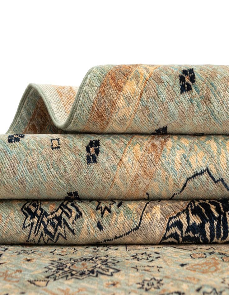 Detail image of 5' 9 x 8' 7 Amina Rug