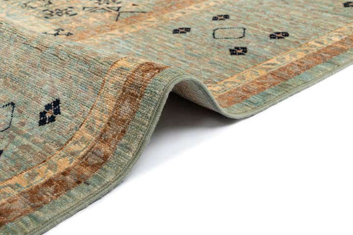 5' 9 x 8' 7 Amina Rug