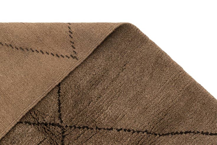 Detail image of 6' 8 x 10' Berber Rug