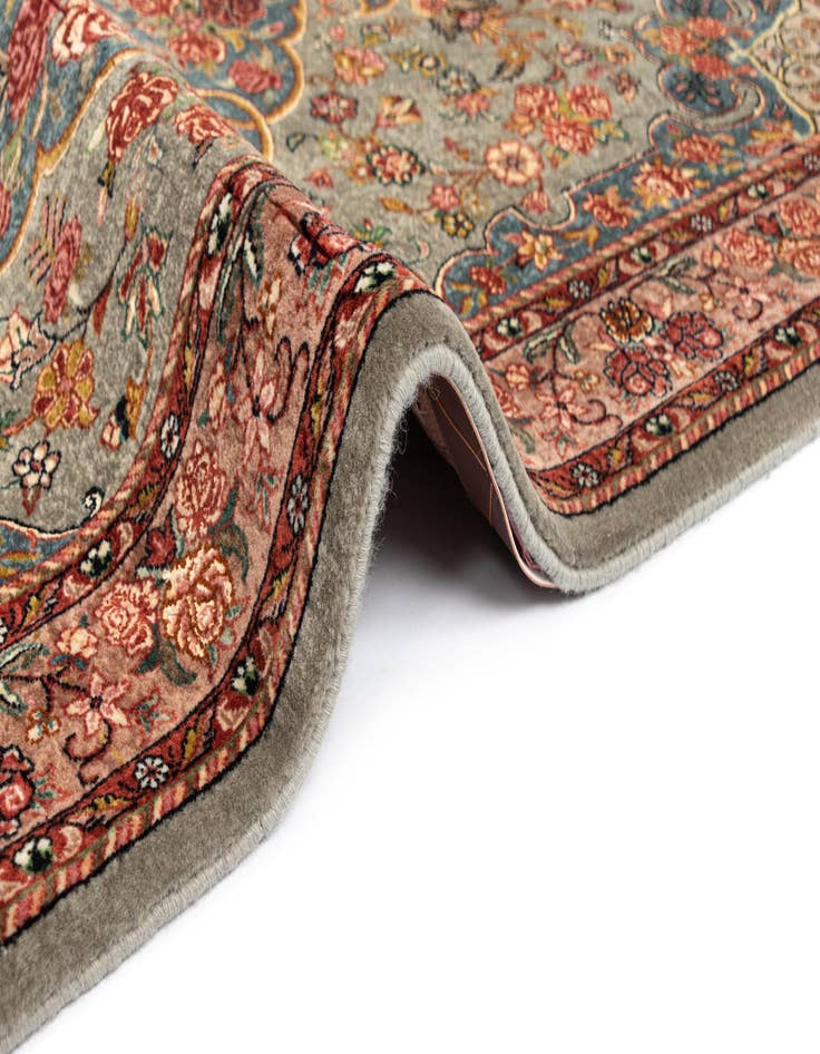 Detail image of 3' 8 x 5' 7 Bidjar Wool Rug