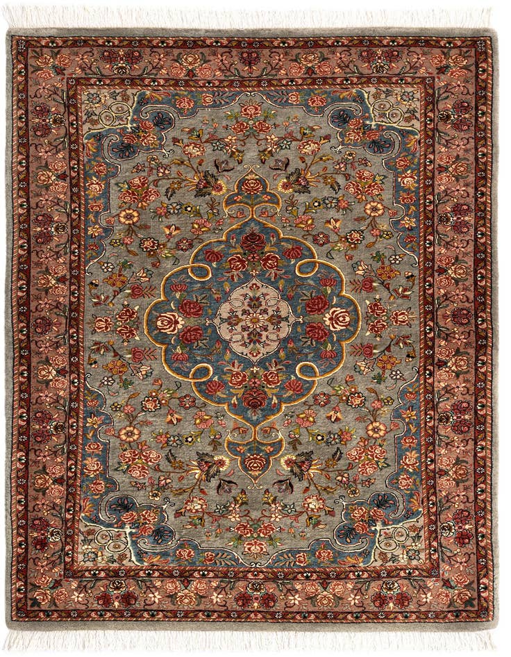 Detail image of 3' 8 x 5' 7 Bidjar Wool Rug