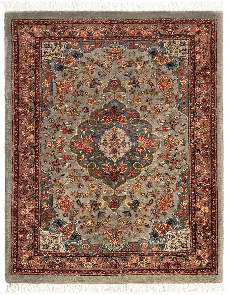 Detail image of 3' 7 x 5' 7 Bidjar Wool Rug