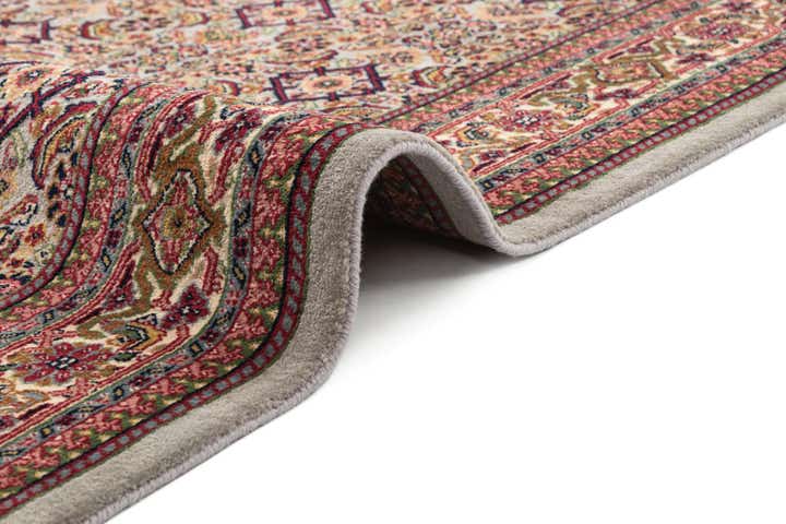 5' 7 x 7' 11 Feraghan Rug