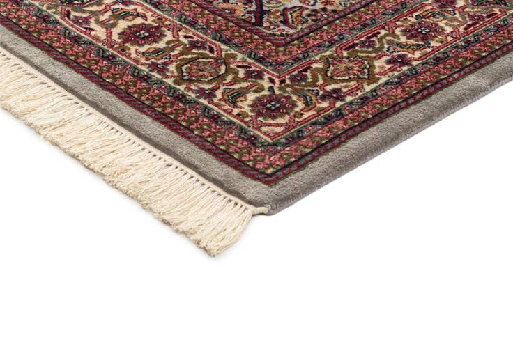 Detail image of 5' 7 x 7' 11 Feraghan Rug