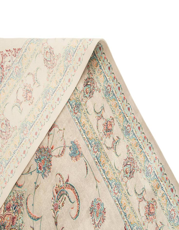 Detail image of 6' 6 x 9' 9 Ghom Design Rug