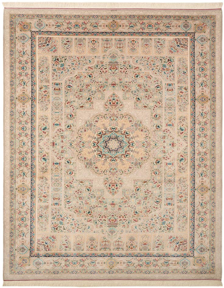 Detail image of 6' 6 x 9' 10 Ghom Design Rug