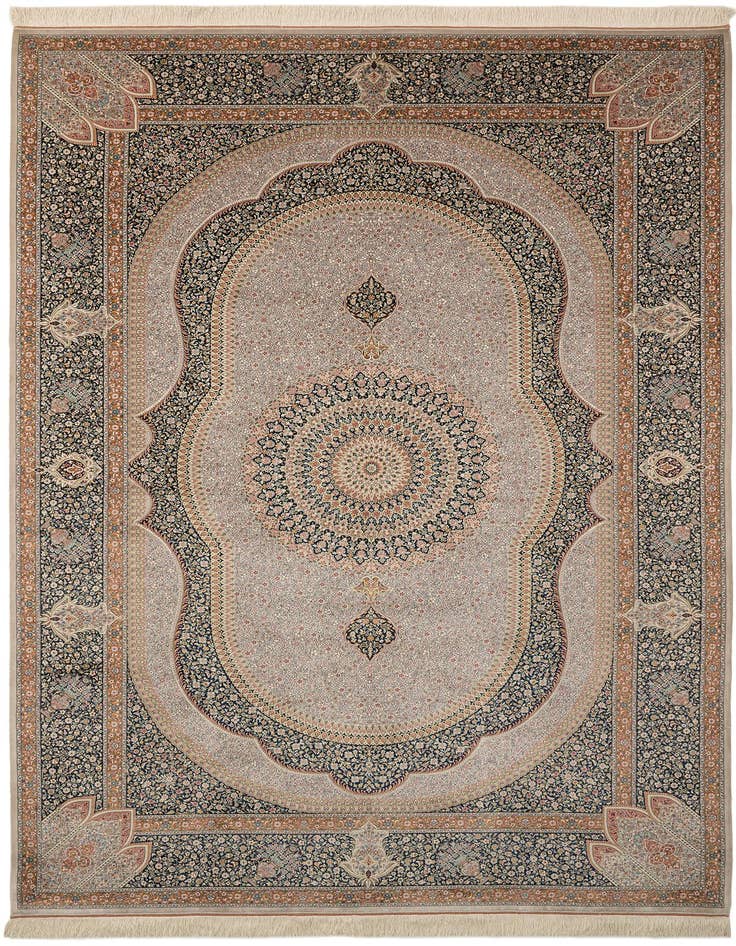 Detail image of 6' 6 x 9' 9 Ghom Design Rug