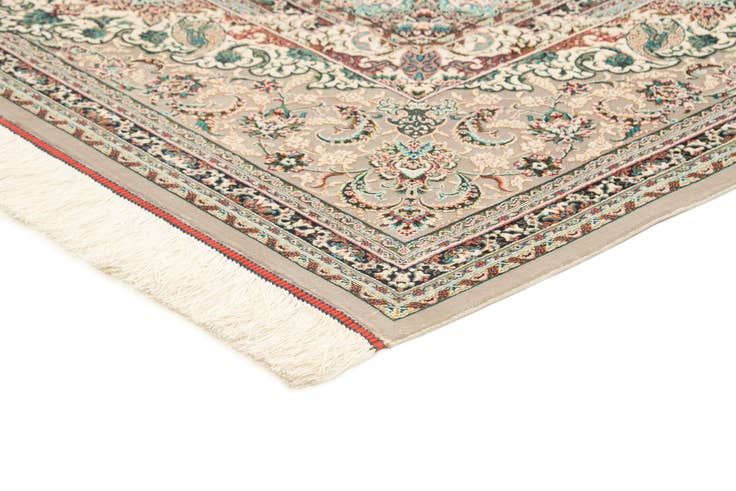 Detail image of 6' 7 x 9' 9 Ghom Design Rug