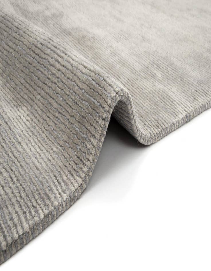 Detail image of 4' 8 x 6' 8  Hand Knotted Himalaya Rug