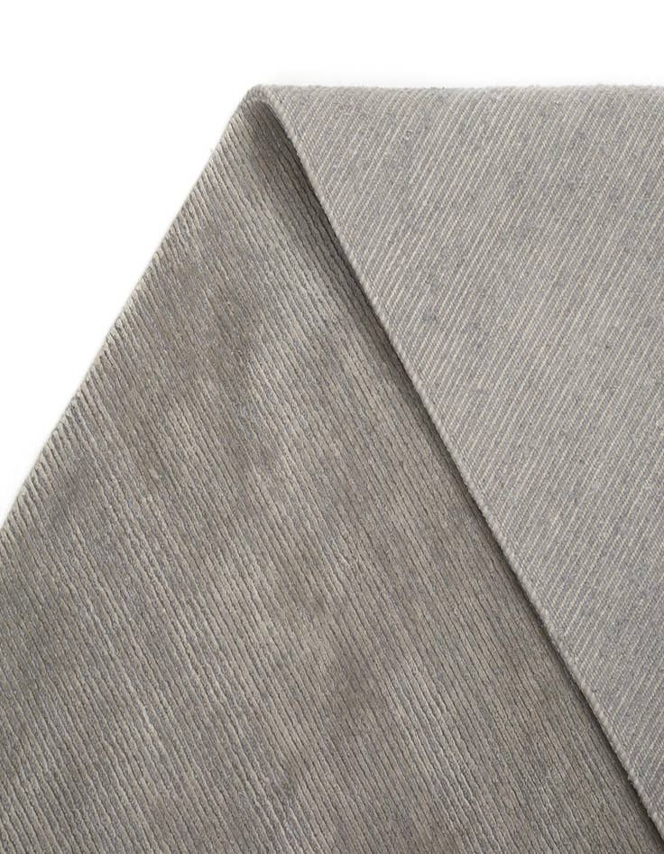 Detail image of 4' 8 x 6' 8  Hand Knotted Himalaya Rug