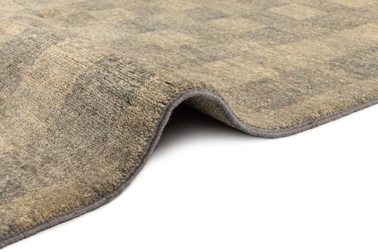Detail image of 4' 7 x 6' 4 Juma Wool Rug