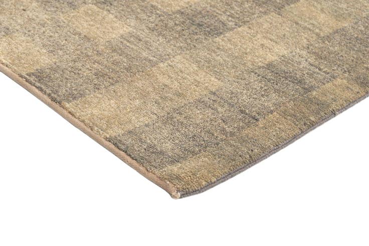 Detail image of 4' 7 x 6' 4 Juma Wool Rug
