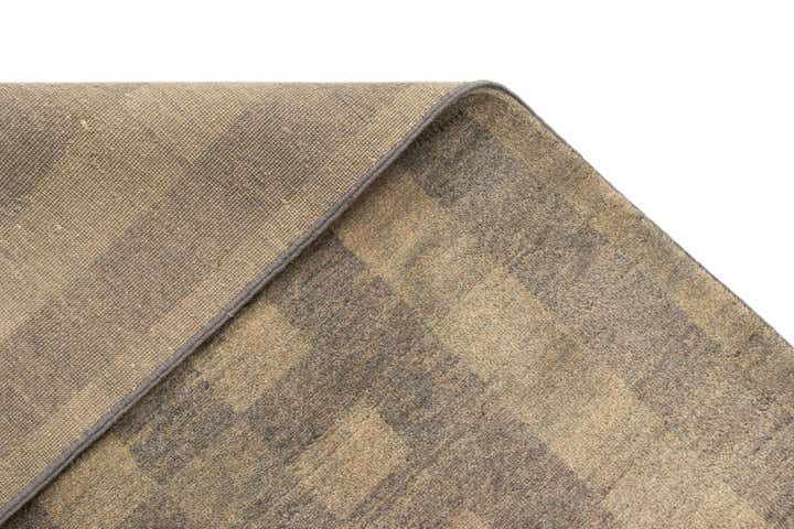 4' 7 x 6' 4 Juma Wool Rug