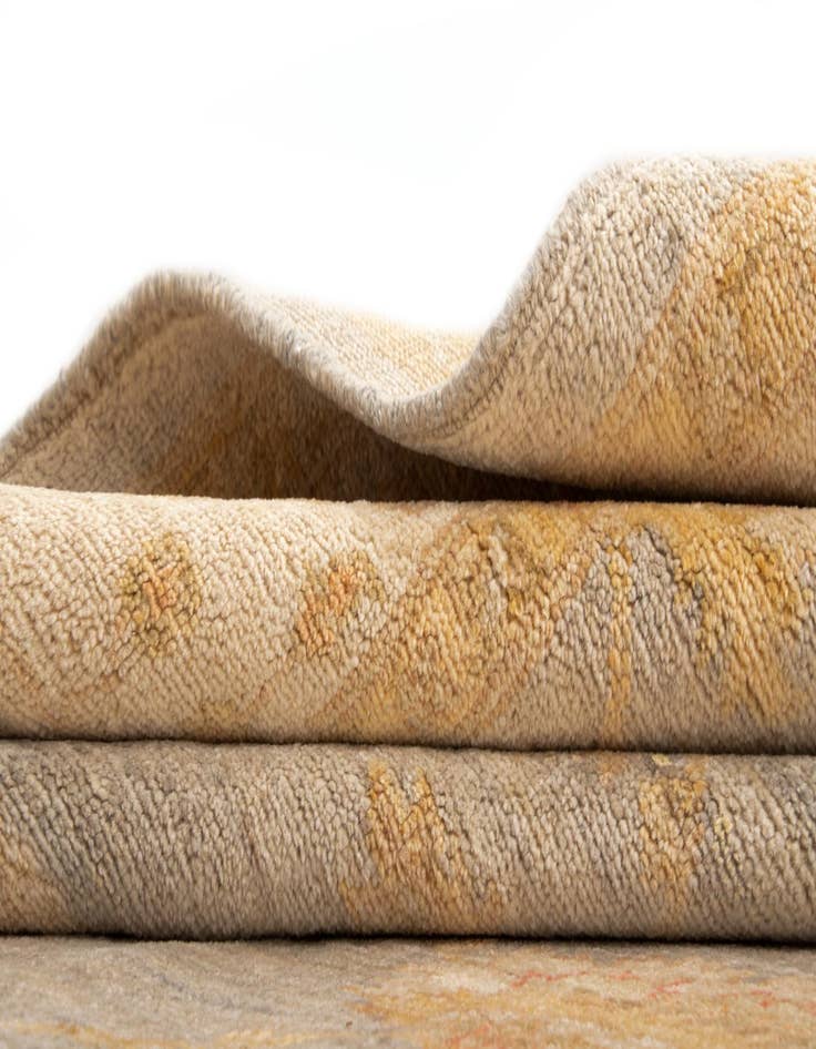 Detail image of 5' 9 x 7' 9 Kaizar Wool Rug