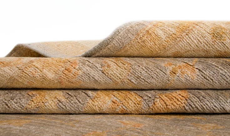 Detail image of 5' 9 x 7' 10 Kaizar Wool Rug