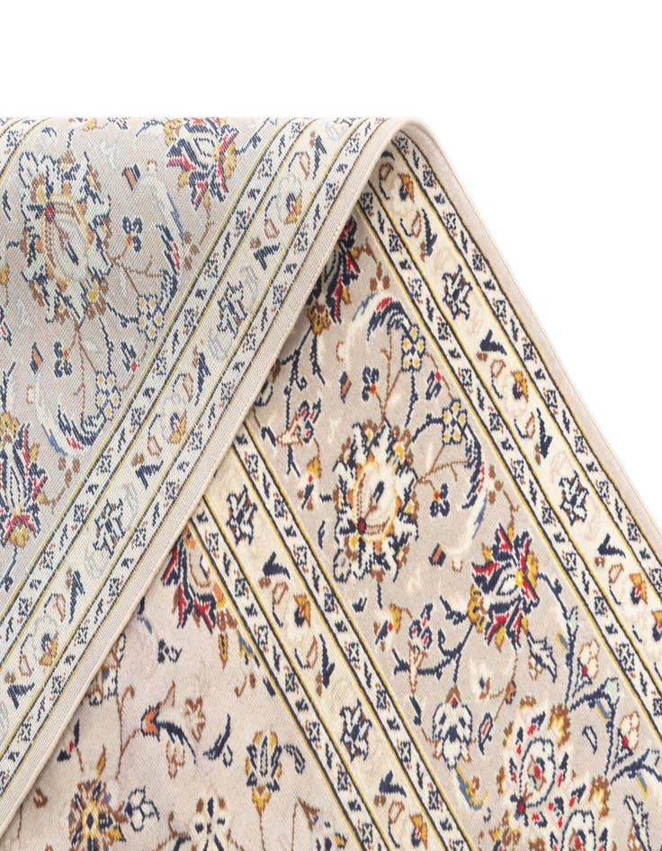 Detail image of 7' 9 x 11' 6 Kashan Rug