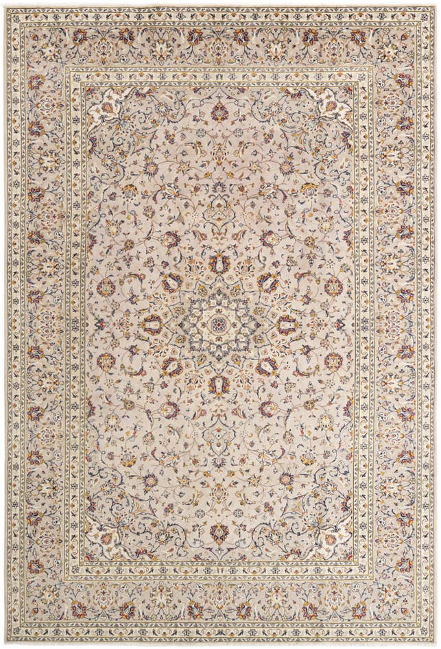 Detail image of 7' 9 x 11' 6 Kashan Rug