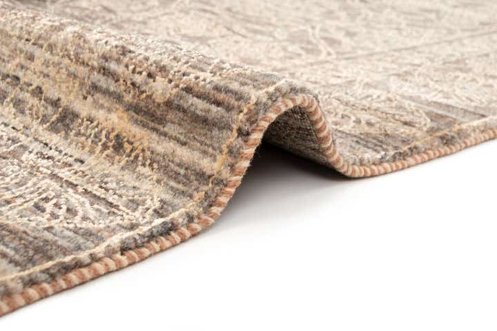 4' 9 x 6' 8 Hand Knotted Kashkuli Persian Rug