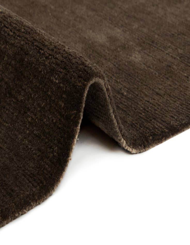 Detail image of 8' 4 x 9' 7 Kooches Yardo Wool Rug