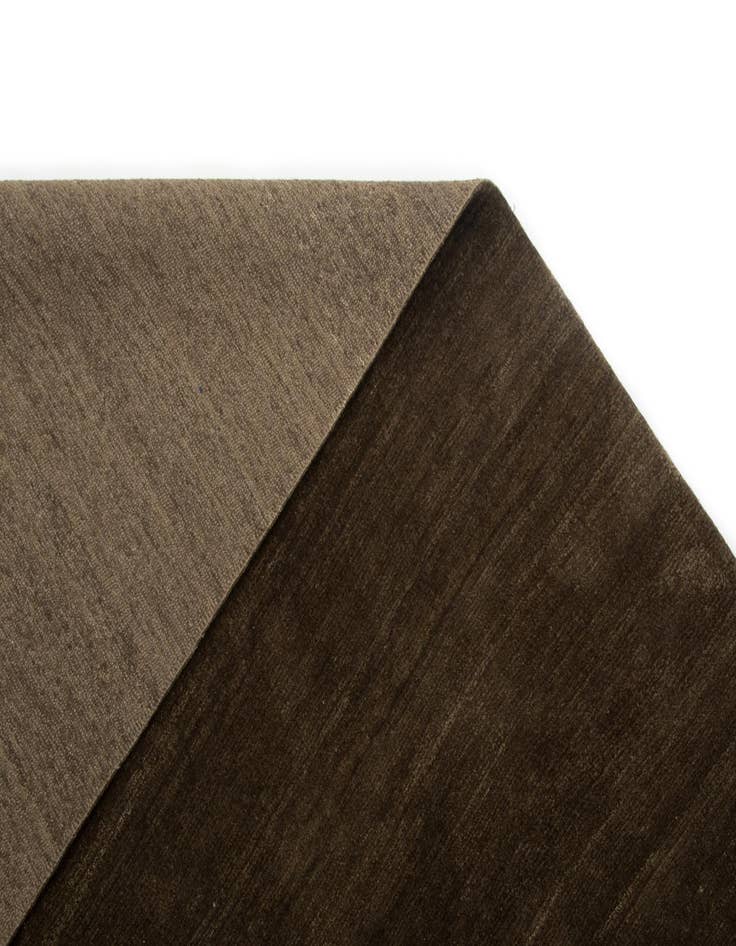 Detail image of 8' 4 x 9' 7 Kooches Yardo Wool Rug