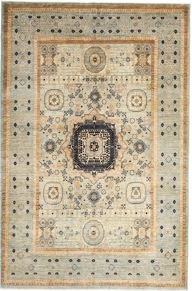 Detail image of 5' 9 x 8' 7 Mamluk Rug
