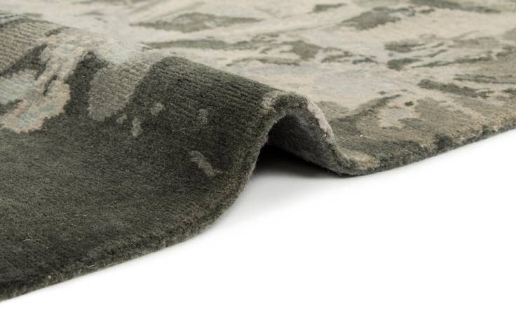 Detail image of 7' 7 x 9' 10 Modern Himalaya Wool Rug