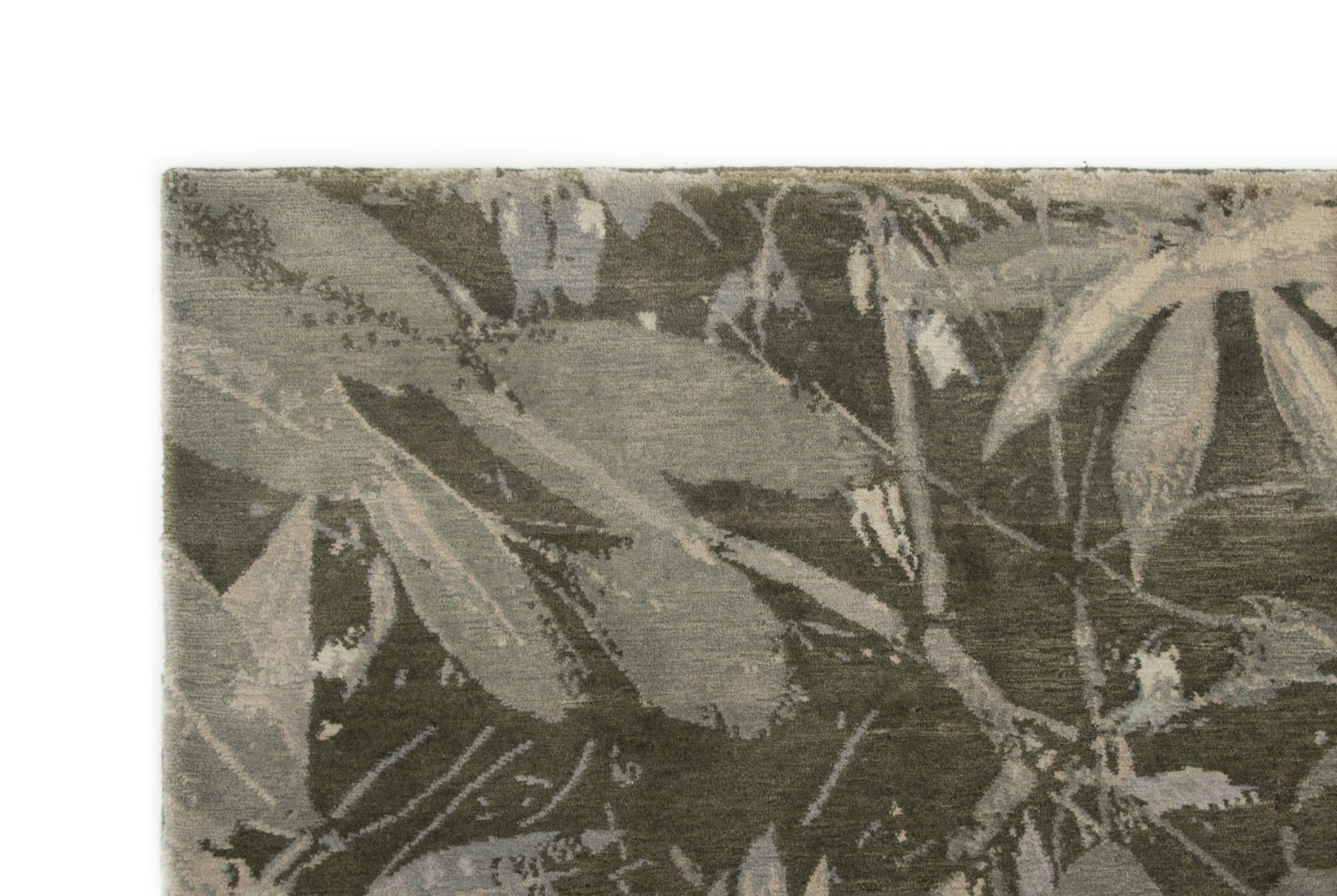 7' 7 x 9' 10 Modern Himalaya Wool Rug