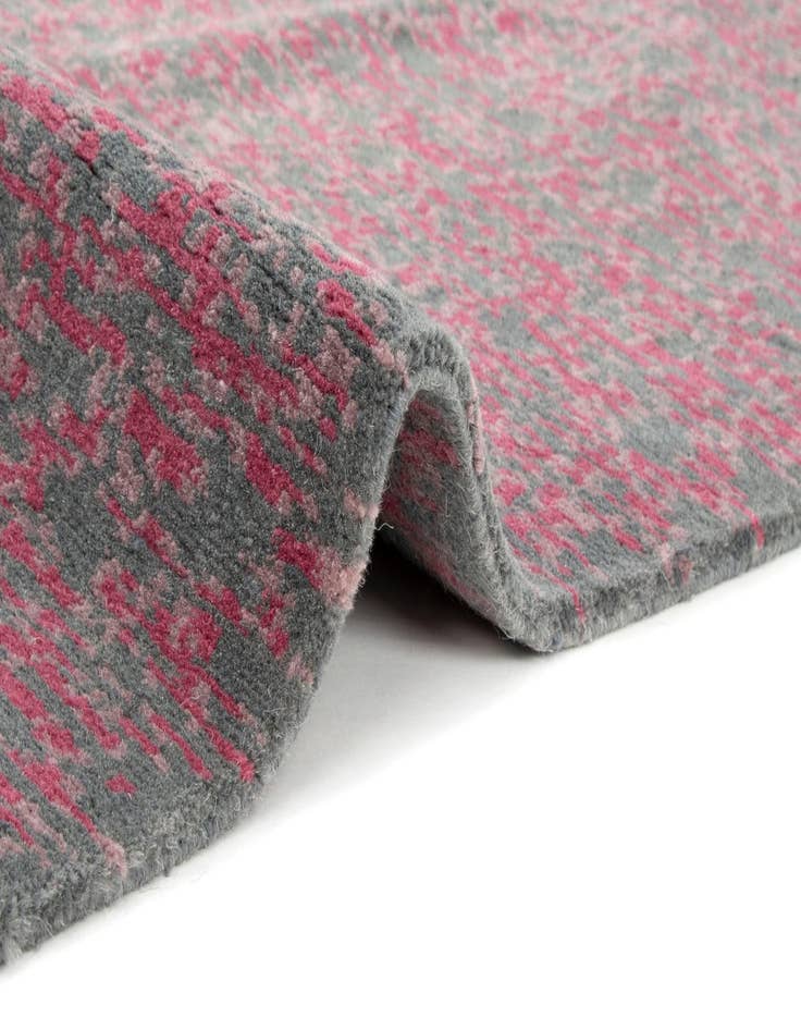 Detail image of 7' 8 x 10' Modern Manshu Wool Rug