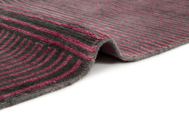 7' 7 x 9' 10 Modern Nehmo Rug