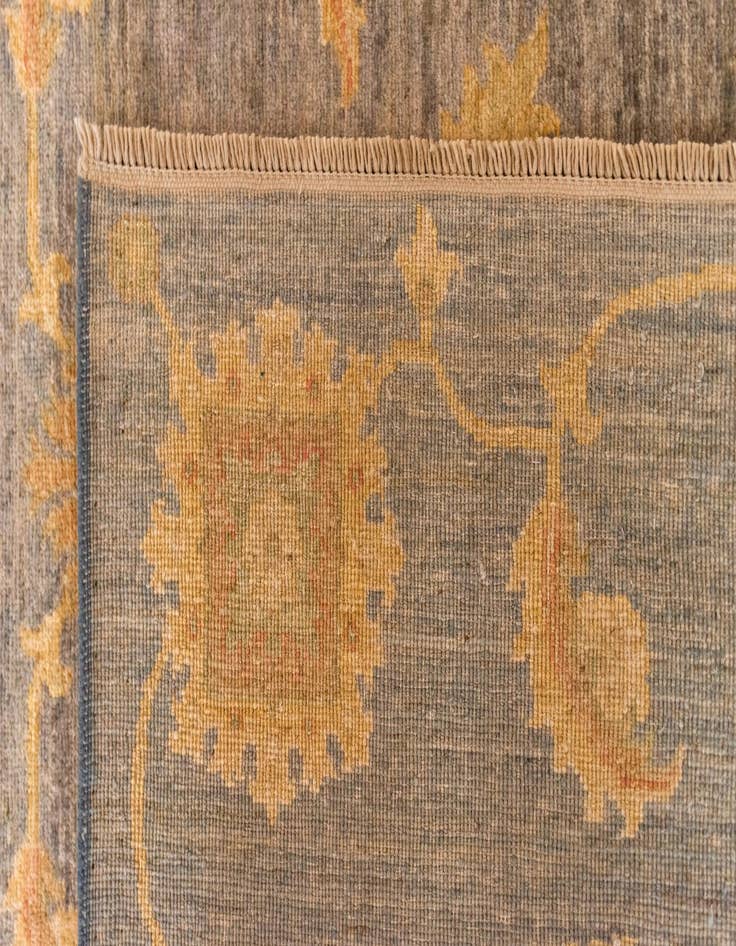 Detail image of 6' 7 x 9' 4 Peshawar Ziegler Wool Rug