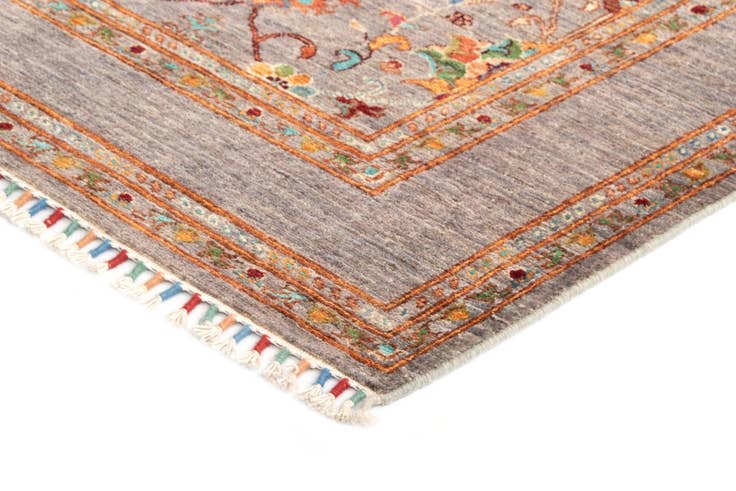 Detail image of 4' 11 x 6' 4 Rubin Wool Rug