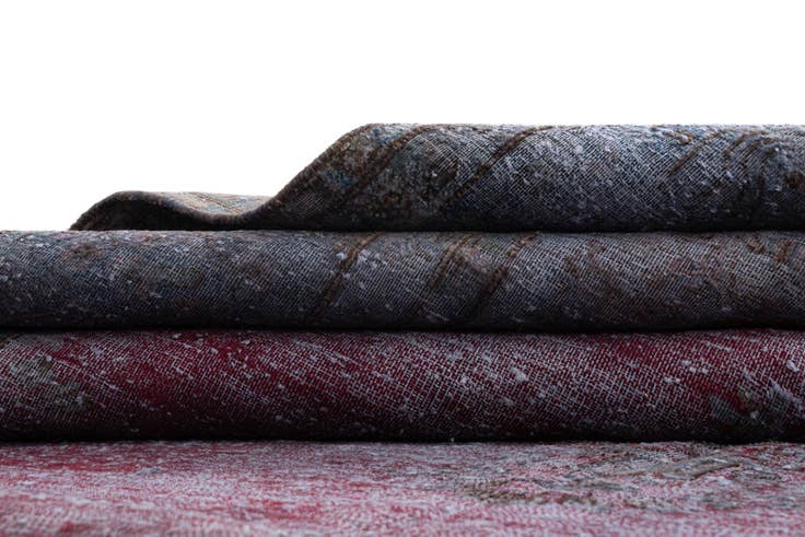 Detail image of 7' 3 x 9' 11 Vintage Royal Wool Rug