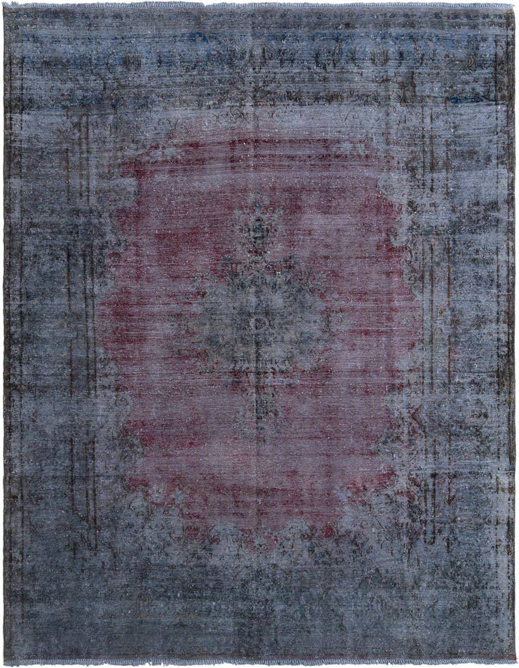 Detail image of 7' 3 x 9' 11 Vintage Royal Wool Rug