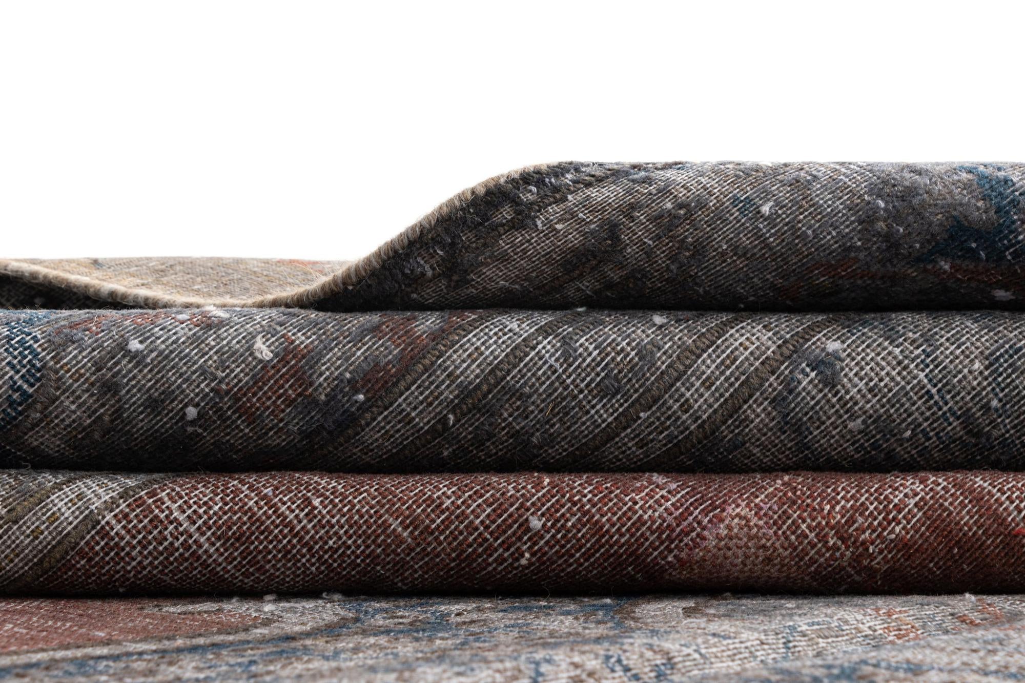 9' 9 x 12' 11 Vintage Royal Wool Rug