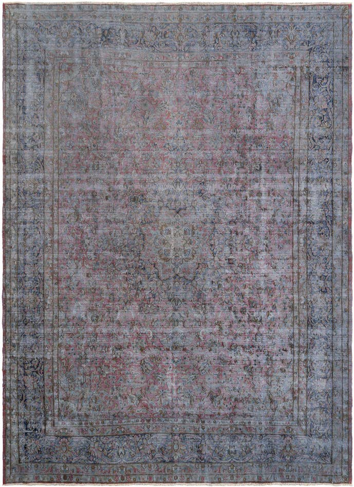 Detail image of 9' 5 x 12' 9 Vintage Royal Wool Rug