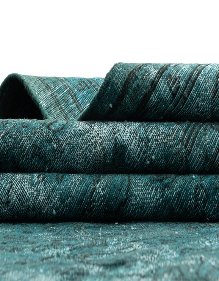 Detail image of 9' 5 x 12' Vintage Royal Wool Rug