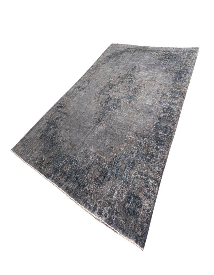 Detail image of 9' 10 x 13' 7 Vintage Royal Wool Rug